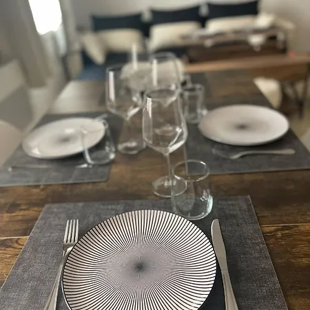 Vous Viendrez Vivre Ici , 3 Pieces Etage 1 Garage A Moto Апартаменты