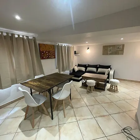 Vous Viendrez Vivre Ici , 3 Pieces Etage 1 Garage A Moto * Рьез